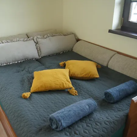 Zaciszna Przystan Debina *